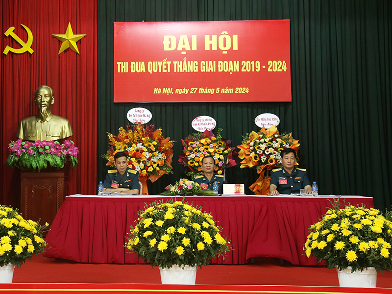Viện Kỹ thuật Phòng không - Không quân tiếp tục đẩy mạnh Phong trào Thi đua quyết thắng