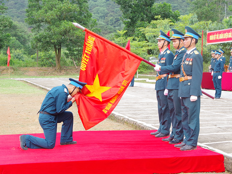 Các đơn vị trong Quân chủng Phòng không - Không quân tổ chức Lễ tuyên thệ chiến sĩ mới năm 2024