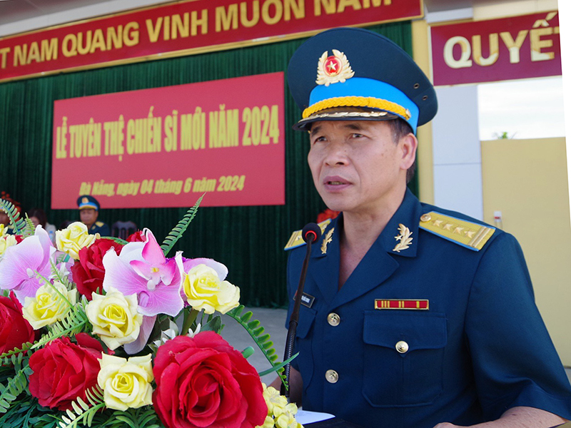Các đơn vị trong Quân chủng Phòng không - Không quân tổ chức Lễ tuyên thệ chiến sĩ mới năm 2024