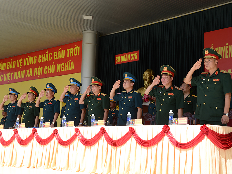 Các đơn vị trong Quân chủng Phòng không - Không quân tổ chức Lễ tuyên thệ chiến sĩ mới năm 2024