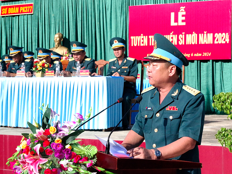 Các đơn vị trong Quân chủng Phòng không - Không quân tổ chức Lễ tuyên thệ chiến sĩ mới năm 2024