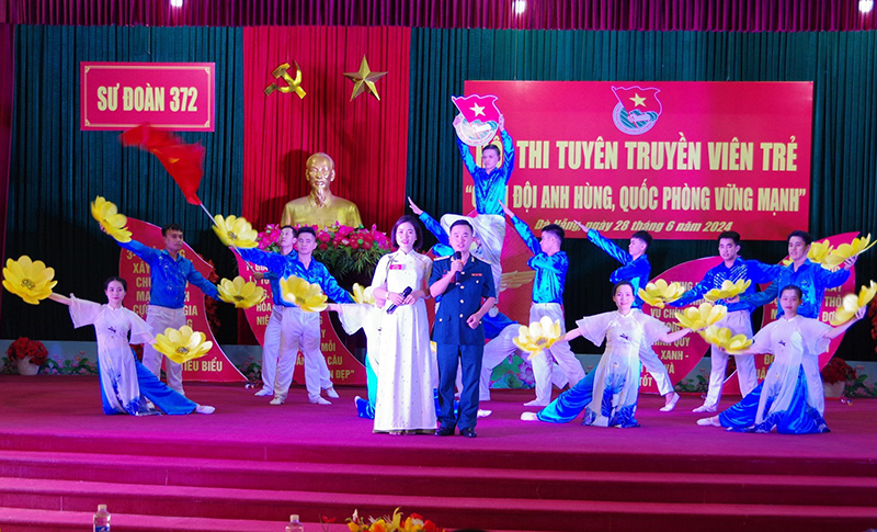 Sư đoàn 372 tổ chức Hội thi Tuyên truyền viên trẻ năm 2024