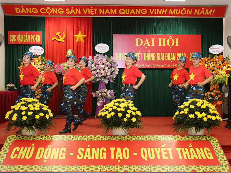 Thi đua bảo đảm tốt công tác hậu cần trong Quân chủng Phòng không - Không quân