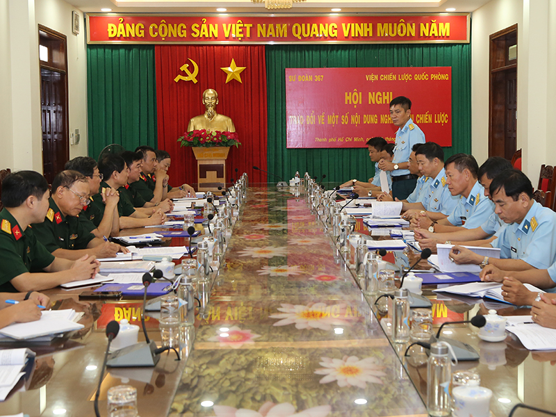 Viện Chiến lược Quốc phòng tham quan, nghiên cứu, trao đổi tại Sư đoàn 367