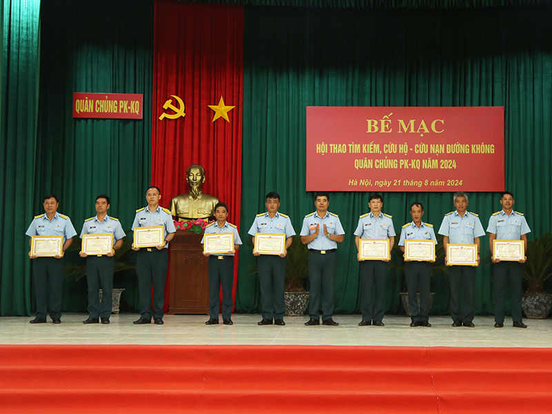 Quân chủng Phòng không - Không quân bế mạc Hội thao tìm kiếm, cứu hộ - cứu nạn đường không năm 2024