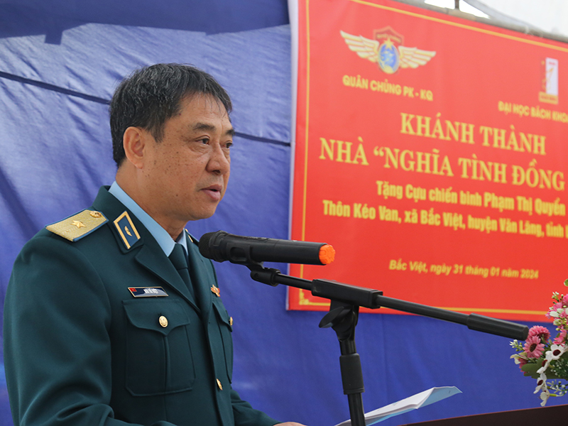 Quân chủng PK-KQ và Đại học Bách khoa Hà Nội tổ chức khánh thành nhà “Nghĩa tình đồng đội” cho các gia đình cựu chiến binh tỉnh Lạng Sơn