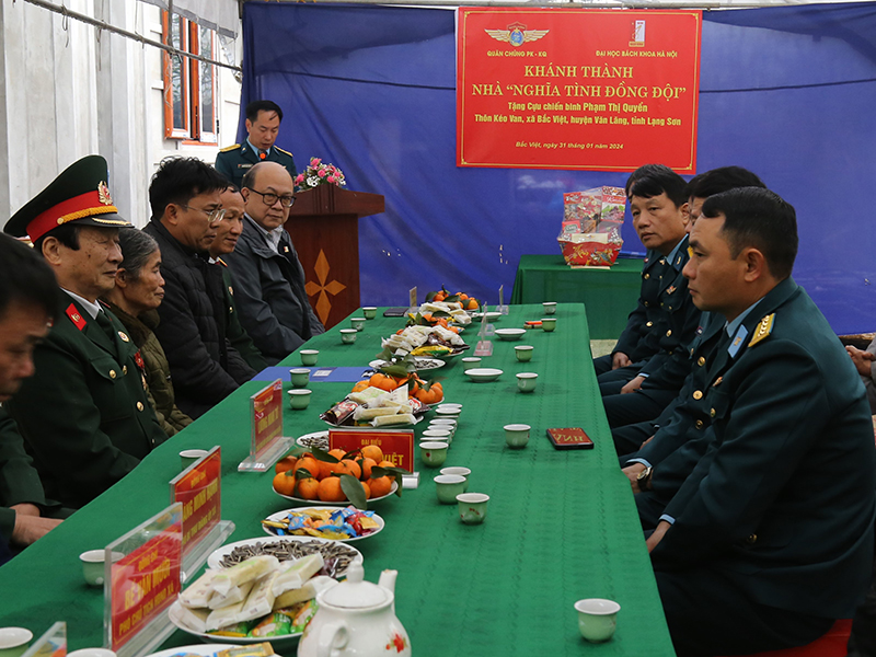 Quân chủng PK-KQ và Đại học Bách khoa Hà Nội tổ chức khánh thành nhà “Nghĩa tình đồng đội” cho các gia đình cựu chiến binh tỉnh Lạng Sơn