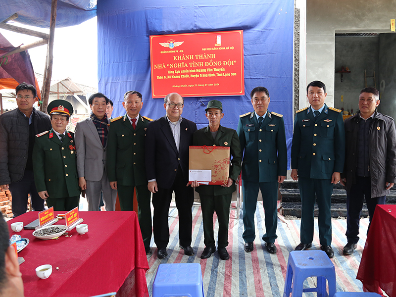 Quân chủng PK-KQ và Đại học Bách khoa Hà Nội tổ chức khánh thành nhà “Nghĩa tình đồng đội” cho các gia đình cựu chiến binh tỉnh Lạng Sơn