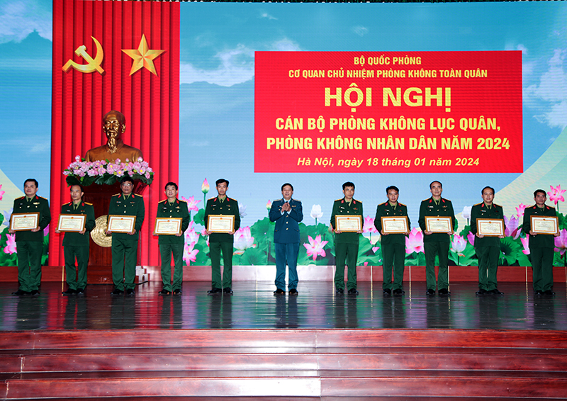 Hội nghị cán bộ phòng không lục quân, phòng không nhân dân năm 2024