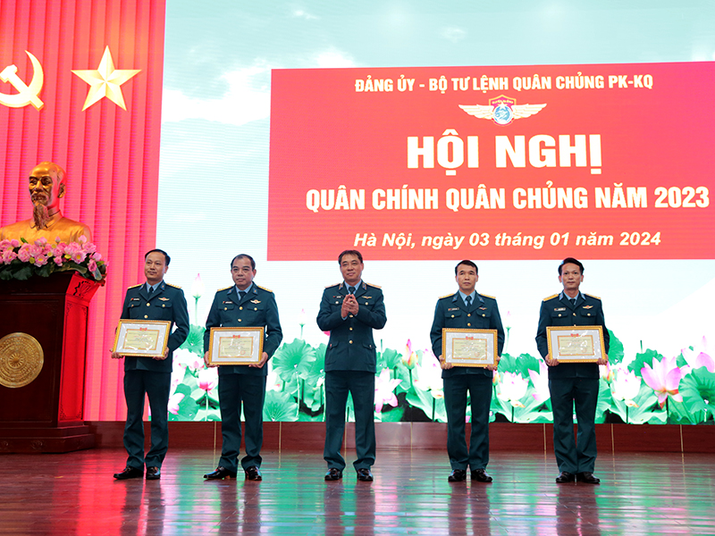 Quân chủng Phòng không - Không quân tổ chức Hội nghị quân chính năm 2023