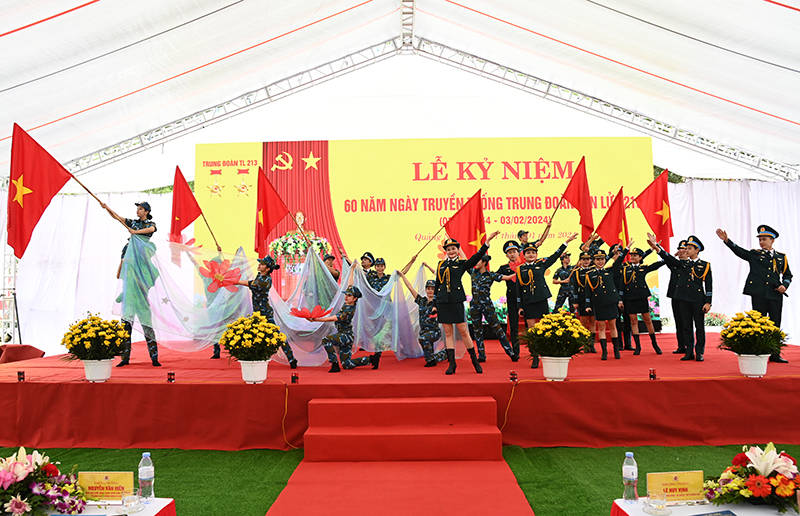 Trung đoàn 213 tổ chức Lễ kỷ niệm 60 năm Ngày truyền thống (3-2-1964 / 3-2-2024)