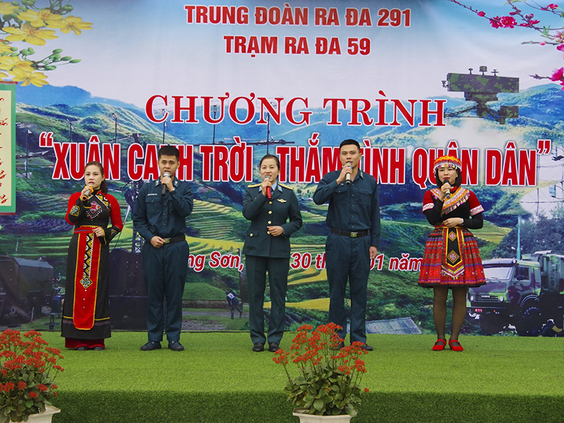 Sư đoàn 365 tổ chức Chương trình “Xuân canh trời - Thắm tình quân dân”