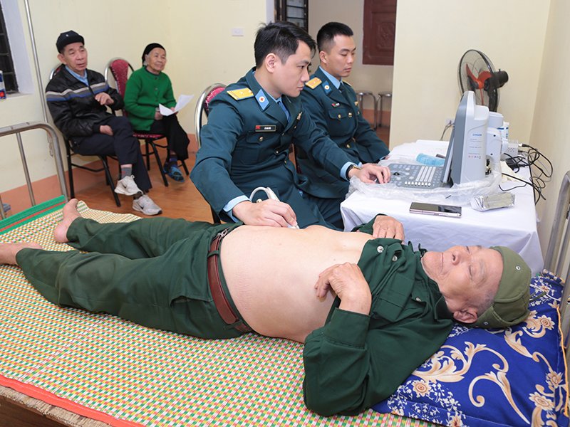 Ngành Quân y Quân chủng PK-KQ sáng y đức vì sức khỏe