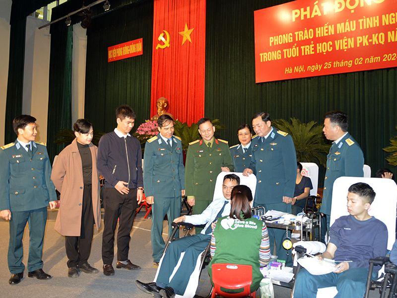 Tuổi trẻ Học viện PK-KQ phát động phong trào hiến máu tình nguyện năm 2024