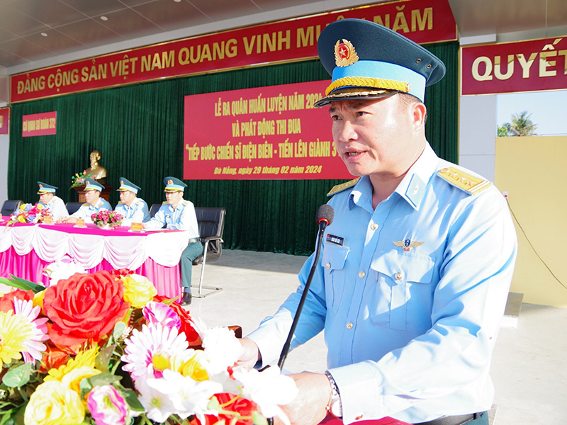 Khối cơ quan các Sư đoàn trong Quân chủng PK-KQ tổ chức Lễ ra quân huấn luyện năm 2024