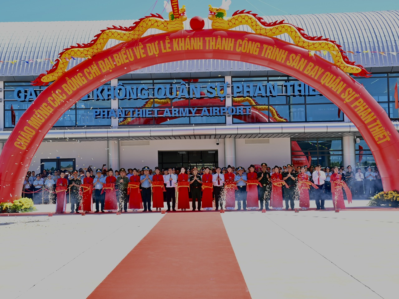 Bộ Quốc ph&ograve;ng kh&aacute;nh th&agrave;nh S&acirc;n bay qu&acirc;n sự Phan Thiết, tỉnh L&acirc;m Đồng