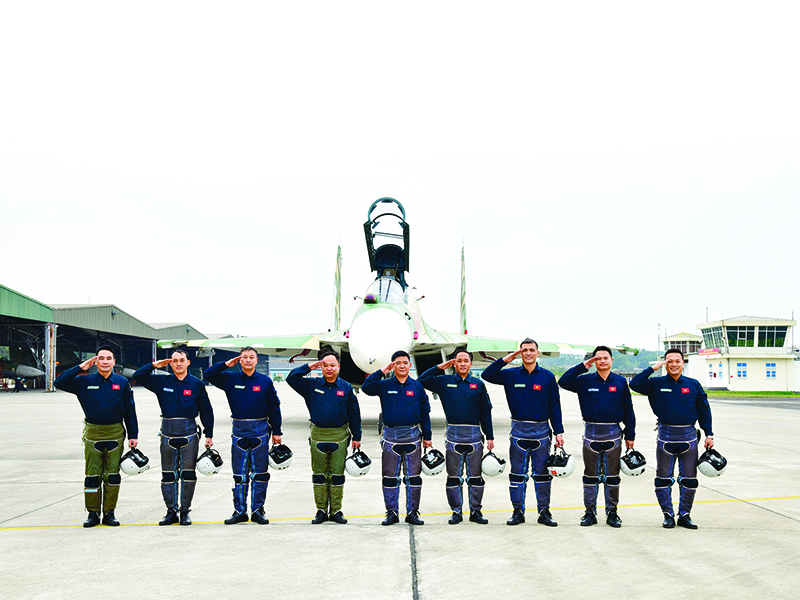 Điểm sáng trong công tác huấn luyện bay, bảo đảm an toàn bay