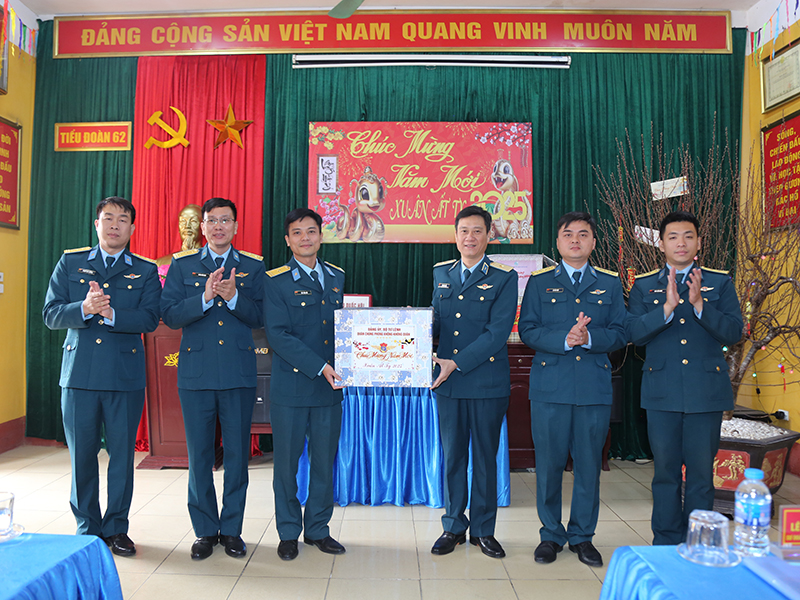 Quân chủng Phòng không - Không quân kiểm tra sẵn sàng chiến đấu các đơn vị Sư đoàn 361
