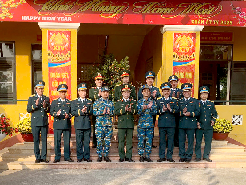 Tổng cục Chính trị Quân đội nhân dân Việt Nam kiểm tra nhiệm vụ sẵn sàng chiến đấu tại Trung đoàn 236