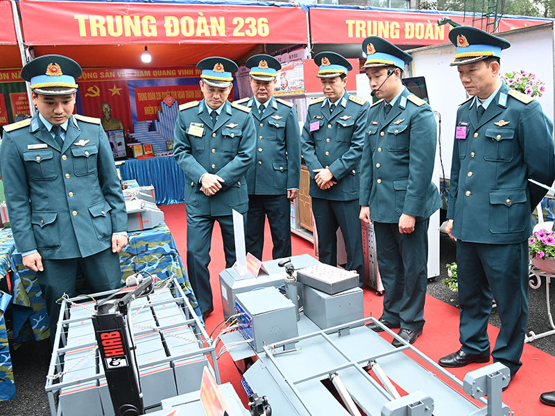 Sư đoàn 361 tổ chức Hội thi giáo viên, mô hình học cụ năm 2025