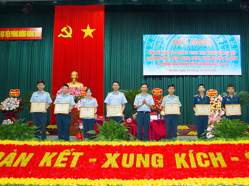 Học viện Phòng không - Không quân tổng kết công tác Đoàn và phong trào thanh niên giai đoạn 2022-2025