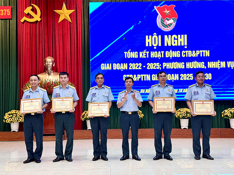 Sư đoàn 375 tổng kết công tác Đoàn và phong trào thanh niên giai đoạn 2022-2025