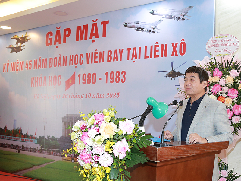 Đoàn học viên bay tại Liên Xô khóa học 1980-1983 gặp mặt nhân kỷ niệm 45 năm ngày nhập học