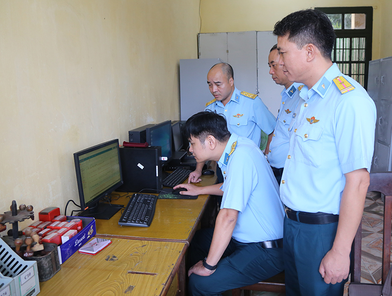 Quân chủng Phòng không - Không quân kiểm tra xây dựng đơn vị vững mạnh toàn diện “Mẫu mực, tiêu biểu” các đơn vị khu vực Miền Bắc
