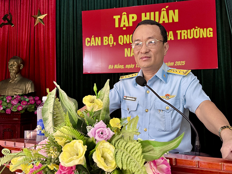 Sư đoàn 375 bế mạc Tập huấn cán bộ, quân nhân chuyên nghiệp mới ra trường năm 2025