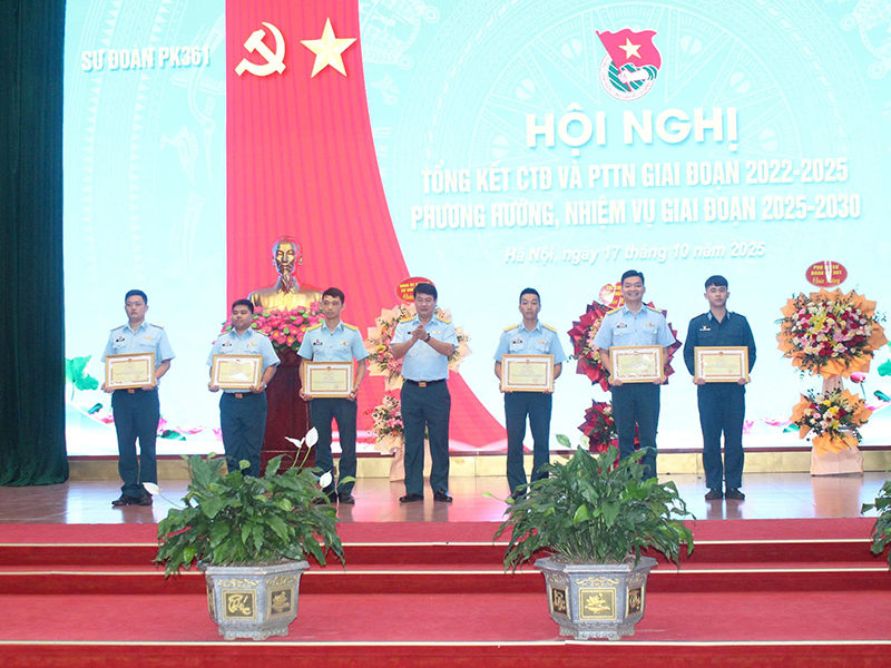 Sư đoàn 361 tổ chức Hội nghị Tổng kết công tác Đoàn và phong trào thanh niên giai đoạn 2022-2025 và phương hướng, nhiệm vụ giai đoạn 2025-2030