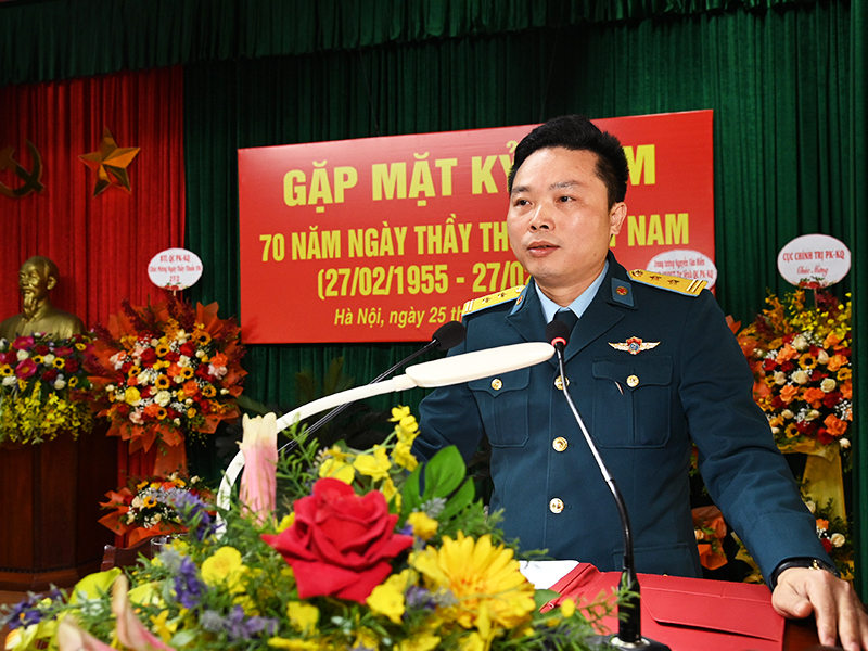 Phòng Quân y Quân chủng gặp mặt chúc mừng Ngày Thầy thuốc Việt Nam 27-2