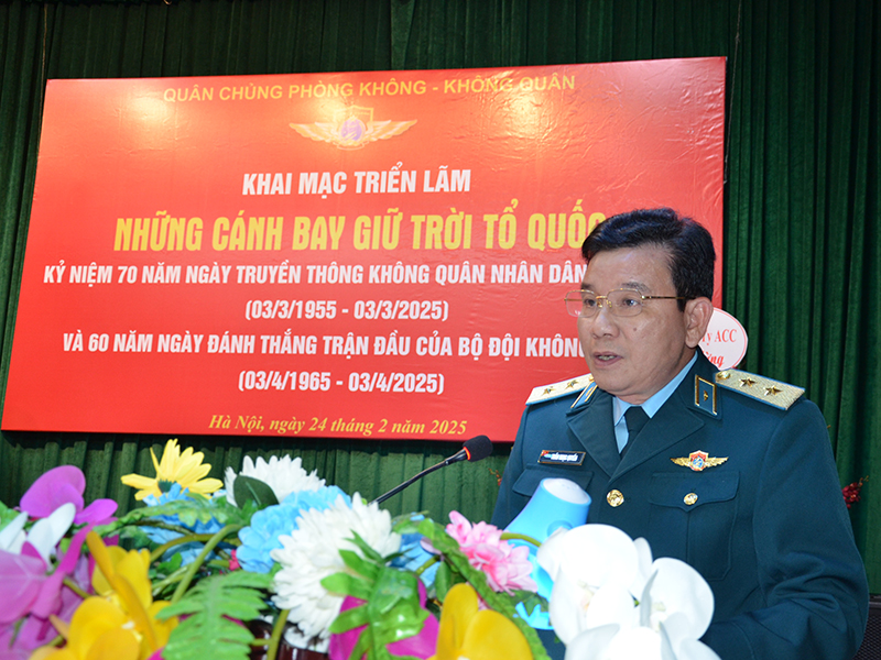 Quân chủng Phòng không - Không quân khai mạc Triển lãm “Những cánh bay giữ trời Tổ quốc”