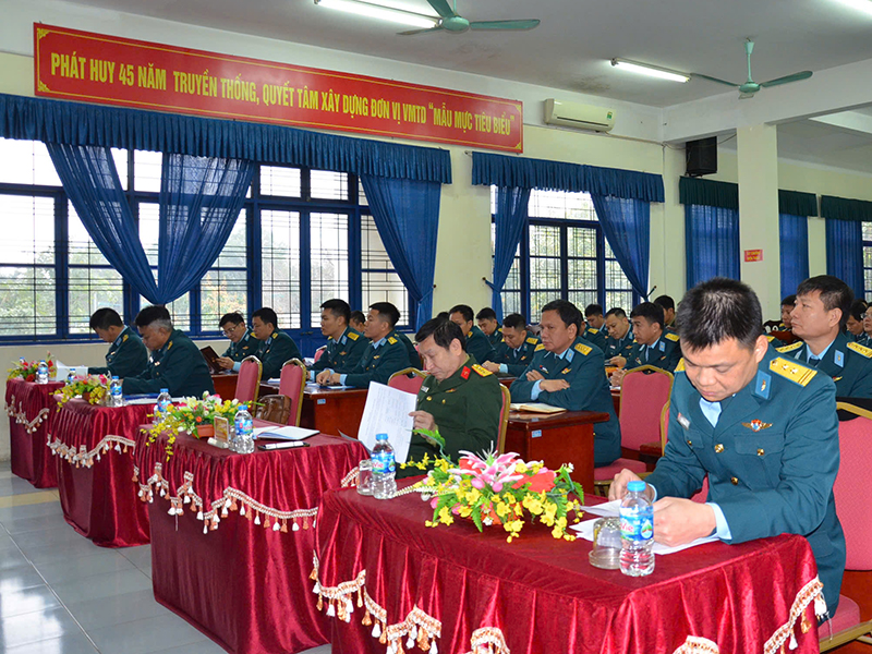 Bộ Tham mưu Phòng không - Không quân tập huấn nghiệp vụ Dù - Tìm kiếm cứu nạn, phòng cháy, chữa cháy năm 2025