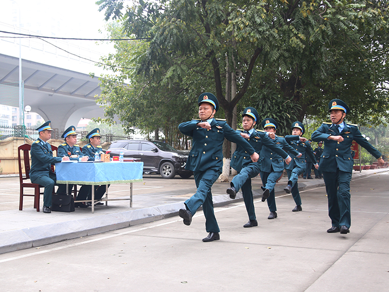 Cục Phòng không lục quân tổ chức Hội thao điều lệnh và công tác chuẩn bị huấn luyện năm 2025