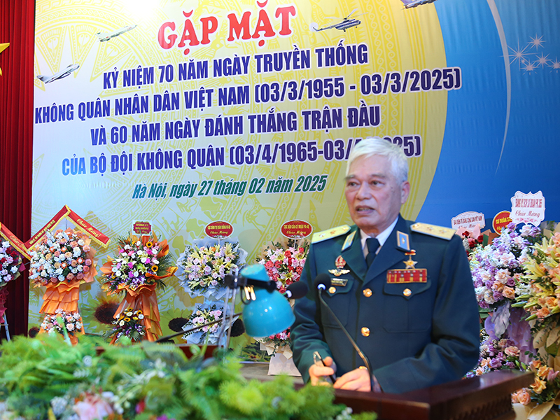Sư đoàn Không quân 371 gặp mặt kỷ niệm 70 năm Ngày truyền thống Không quân nhân dân Việt Nam và 60 năm Ngày đánh thắng trận đầu của Bộ đội Không quân
