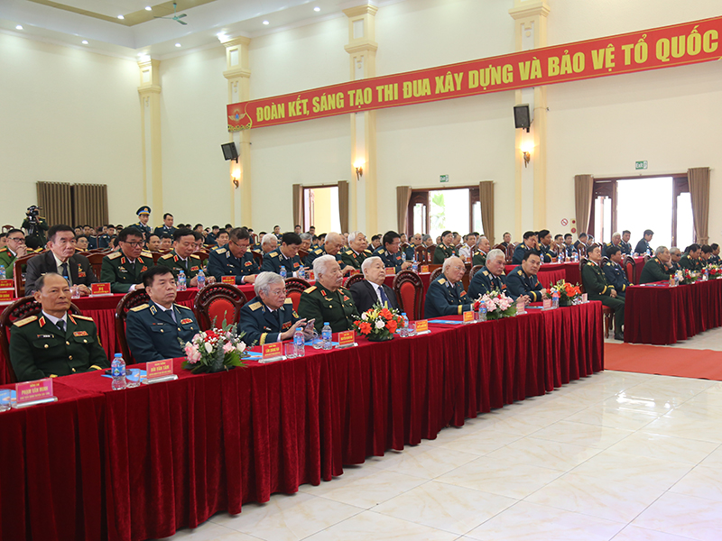 Sư đoàn Không quân 371 gặp mặt kỷ niệm 70 năm Ngày truyền thống Không quân nhân dân Việt Nam và 60 năm Ngày đánh thắng trận đầu của Bộ đội Không quân