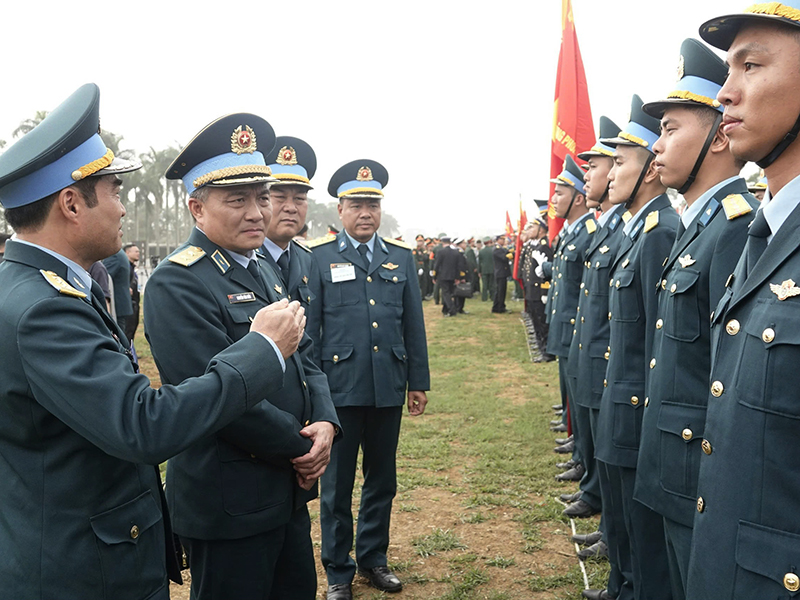 Quân chủng Phòng không - Không quân kiểm tra luyện tập diễu binh, diễu hành kỷ niệm 50 năm Ngày giải phóng Miền Nam, thống nhất đất nước