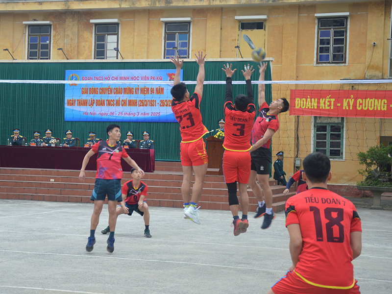 Học viện Phòng không - Không quân Khai mạc giải bóng chuyền chào mừng kỷ niệm 94 năm ngày thành lập Đoàn Thanh niên Cộng sản Hồ Chí Minh