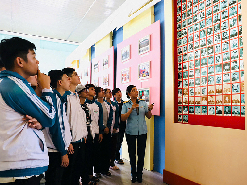 Trường Sĩ quan Không quân tuyên truyền, hướng nghiệp tuyển sinh quân sự năm 2025