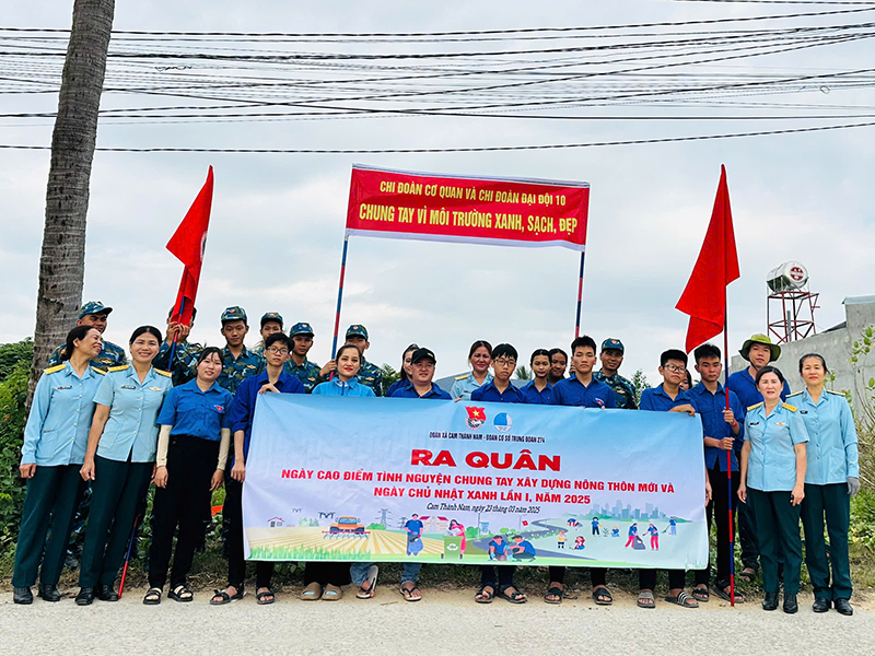 Tuổi trẻ Trung đoàn 274 tổ chức ra quân thực hiện “Chủ nhật xanh”