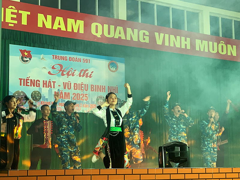 Trung đoàn 591 tổ chức Hội thi “Tiếng hát - vũ điệu binh nhì” năm 2025