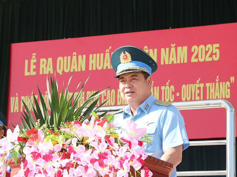 Các đơn vị trong quân chủng Phòng không - Không quân tổ chức Lễ ra quân huấn luyện năm 2025 và phát động đợt thi đua cao điểm
