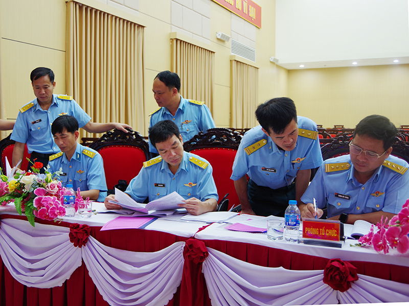 Cục Chính trị Phòng không - Không quân kiểm tra công tác chuẩn bị Đại hội đại biểu Đảng bộ Sư đoàn 363 nhiệm kỳ 2025 - 2030
