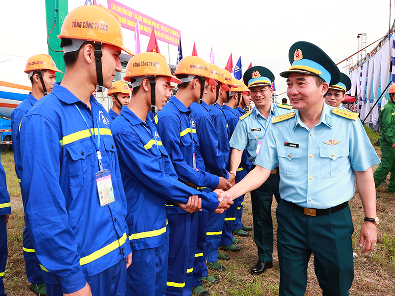 Khởi công xây dựng công trình “Mở rộng sân đỗ máy bay, Cảng hàng không quốc tế Cát Bi giai đoạn 2”