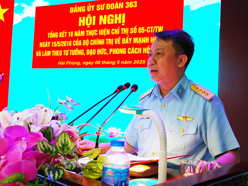 Các đơn vị trong Quân chủng Phòng không - Không quân tổng kết 10 năm thực hiện Chỉ thị 05 của Bộ Chính trị