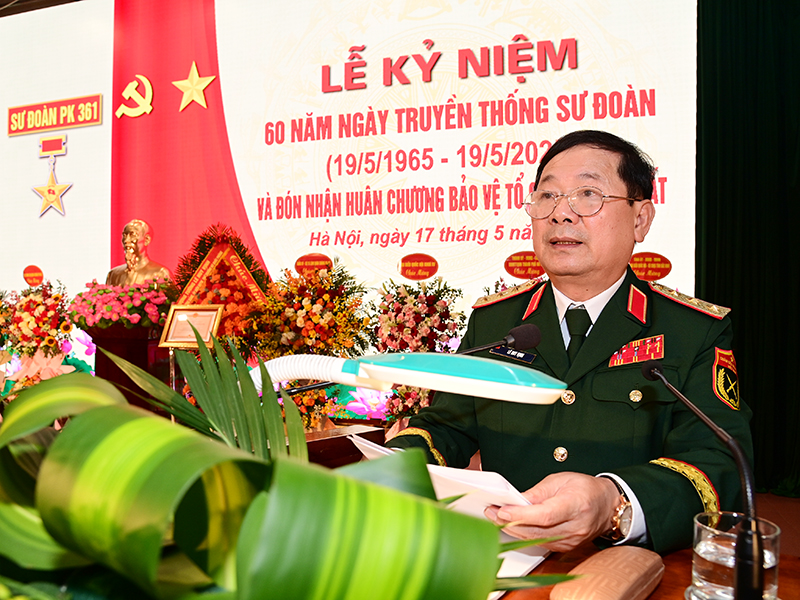Sư đoàn 361 kỷ niệm 60 năm Ngày truyền thống và đón nhận Huân chương Bảo vệ Tổ quốc hạng Nhất
