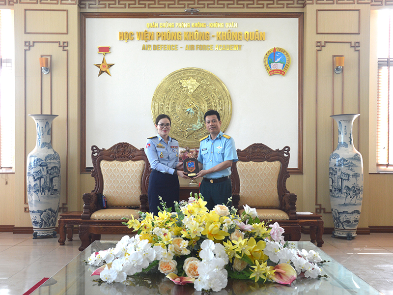 Học viện PK-KQ tổ chức Chương trình giao lưu sĩ quan trẻ Không quân hai nước Việt Nam - Campuchia lần thứ 3