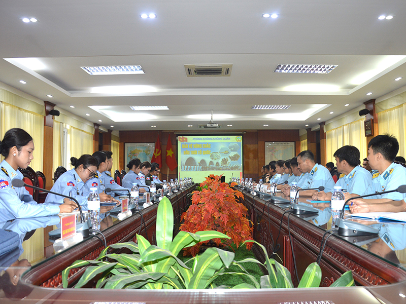 Học viện PK-KQ tổ chức Chương trình giao lưu sĩ quan trẻ Không quân hai nước Việt Nam - Campuchia lần thứ 3