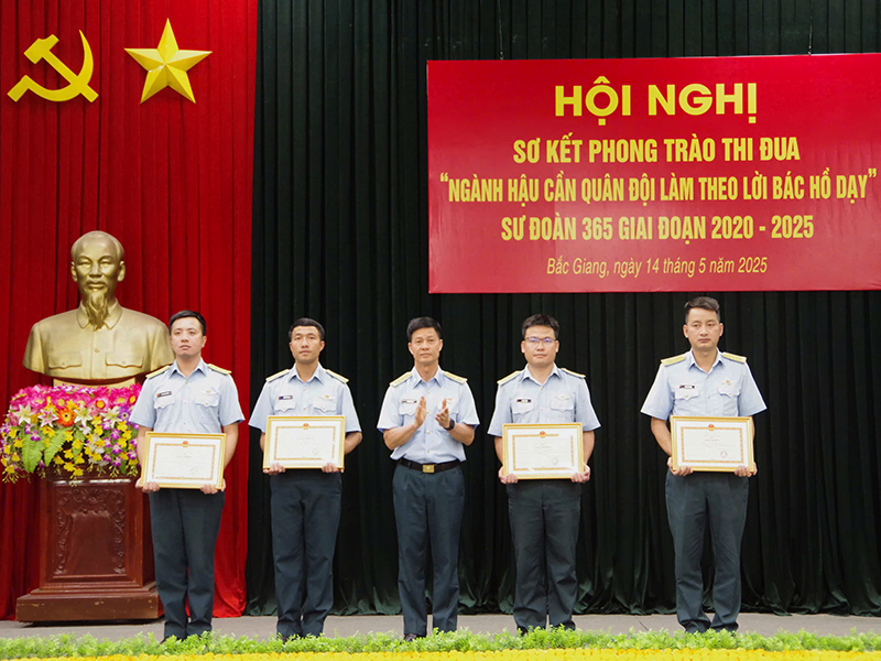 Sư đoàn 365 sơ kết Phong trào thi đua “Ngành Hậu cần Quân đội làm theo lời Bác Hồ dạy”