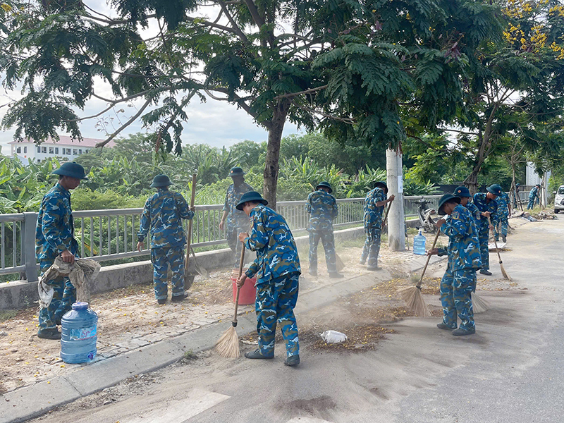 Tiểu đoàn Huấn luyện chiến sĩ mới, Sư đoàn 372 thực hiện “Chủ nhật xanh”